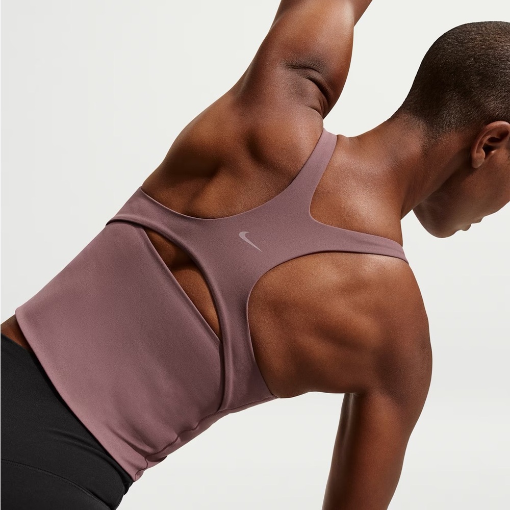 Nike Zenvy Sports Bra Tank NWT Size XS Women’s Infinasoft Top